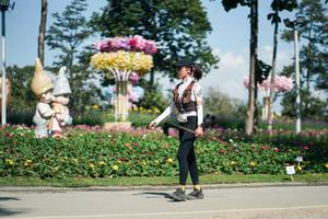 BIB: 
                            <button type="button" onclick="openModal(27620791)" class="btn btn-primary btn-sm float-right btn-popup" data-toggle="modal" data-target=".modal-high-quality">
                        <i class="fas fa-shopping-cart"></i> Add to Cart
                    </button>
                                            <button type="button" onclick="isThisMe(27620791, true)" class="btn btn-success btn-sm float-right btn-popup btn-isme hidden" data-toggle="tooltip" data-placement="bottom" title="นี่คือรูปของคุณใช่ไหม คลิกที่นี่เพื่อเอาเข้าอัลบั้ม">
                        <i class="fas fa-plus"></i> Add to album
                    </button>
                    <button type="button" onclick="isThisMe(27620791, false)" class="btn btn-warning btn-sm float-right btn-popup btn-isnotme hidden">
                        <i class="fas fa-ban"></i> Remove from album
                    </button>